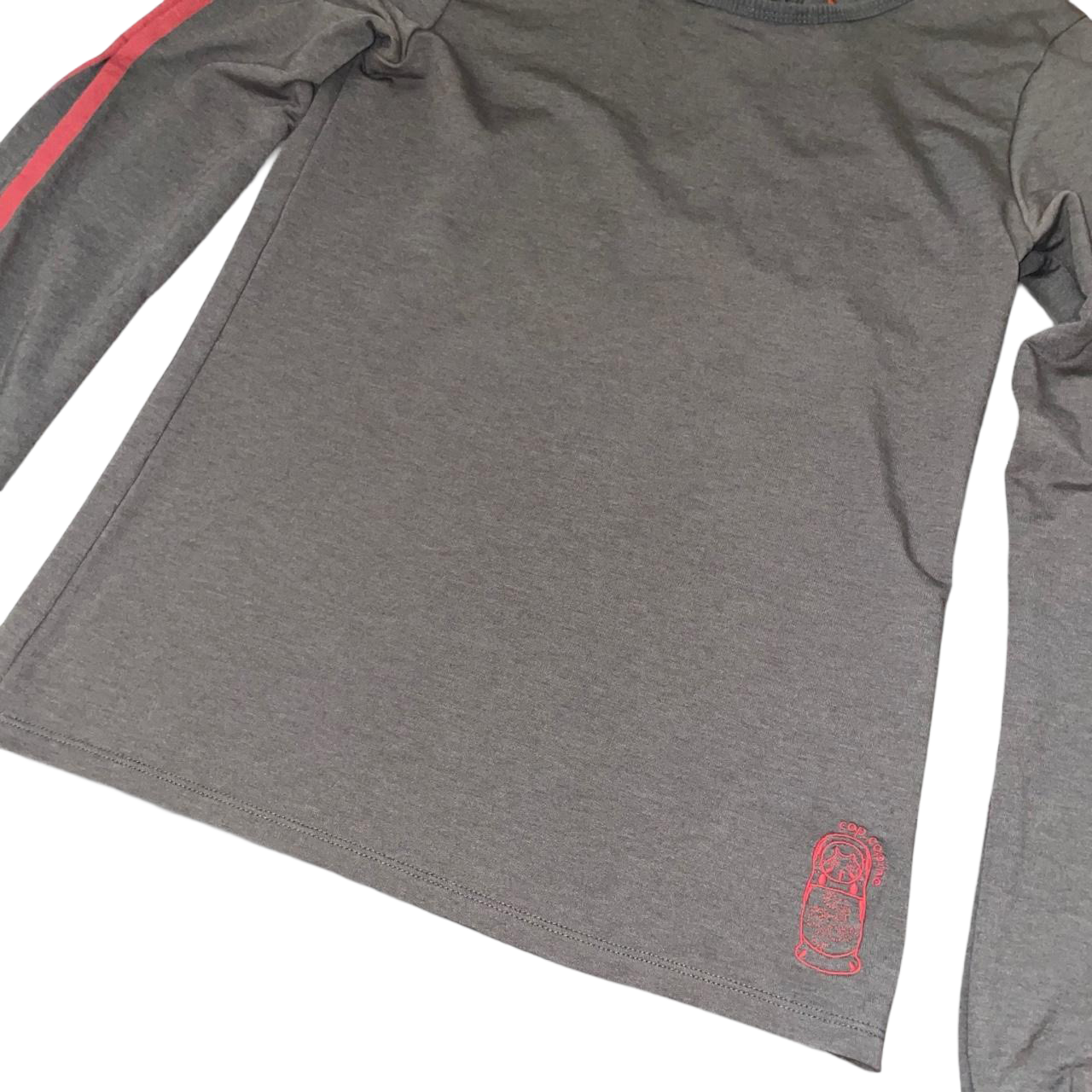 Cop. Copine brown long sleeve with red accents