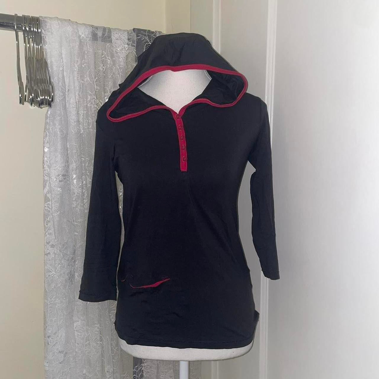 Cop. Copine black hooded top with red trim
