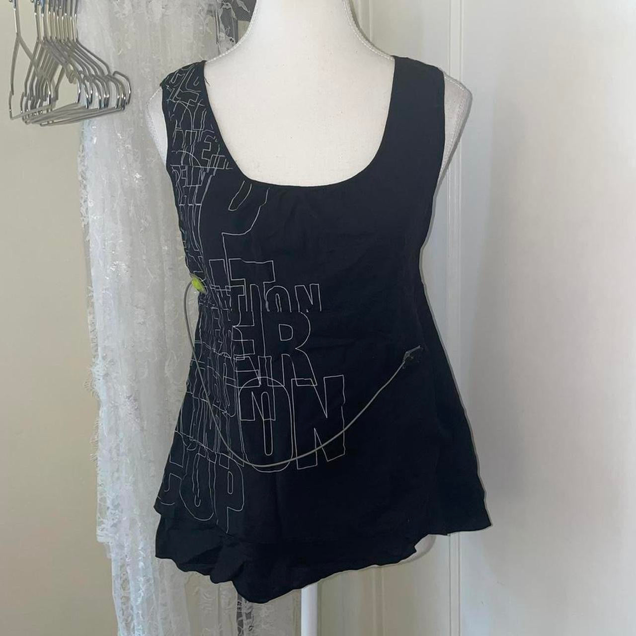 Cop. Copine black graphic top