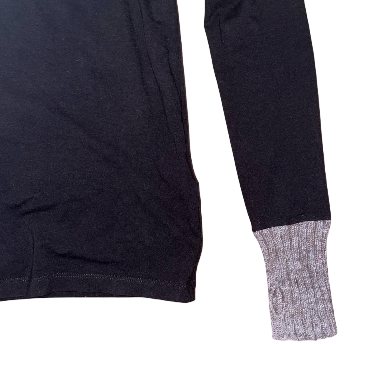 Cop. Copine black graphic long sleeve with thumbhole detail | late-2000s